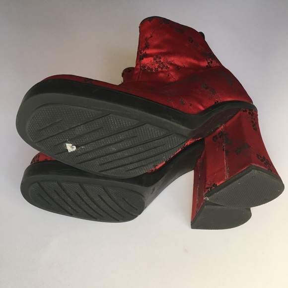 SOLD Oriental floral chunky heels | vintage - Picture 6 of 8